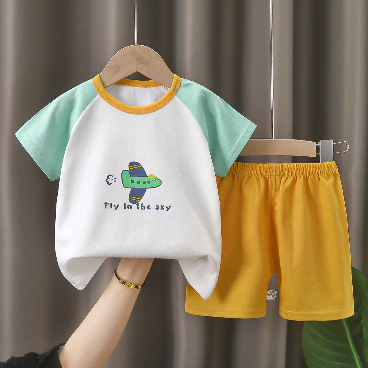 Picture of Children's Short-Sleeved Suit Pure Cotton Summer New Baby Boy Summer T-Shirt Girl Clothing Thin Kidsren's Clothing Carefully Selected