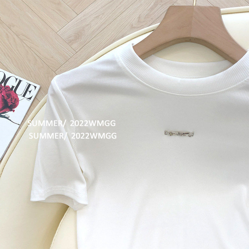 Picture of White Short-sleeved T-shirt Women's Summer Korean-style Design Sense Niche Loose Slimming All-match Solid Color Student Labeling Top
