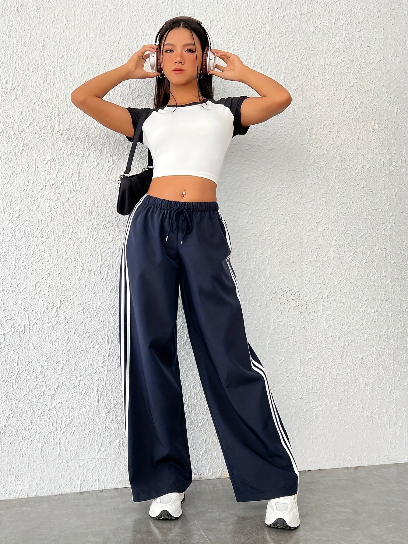 Spring European and American Women's Side Stripe Elastic Waist Trousers Drawstring High Waist Casual Straight Leg Pants Sports Pants for Women