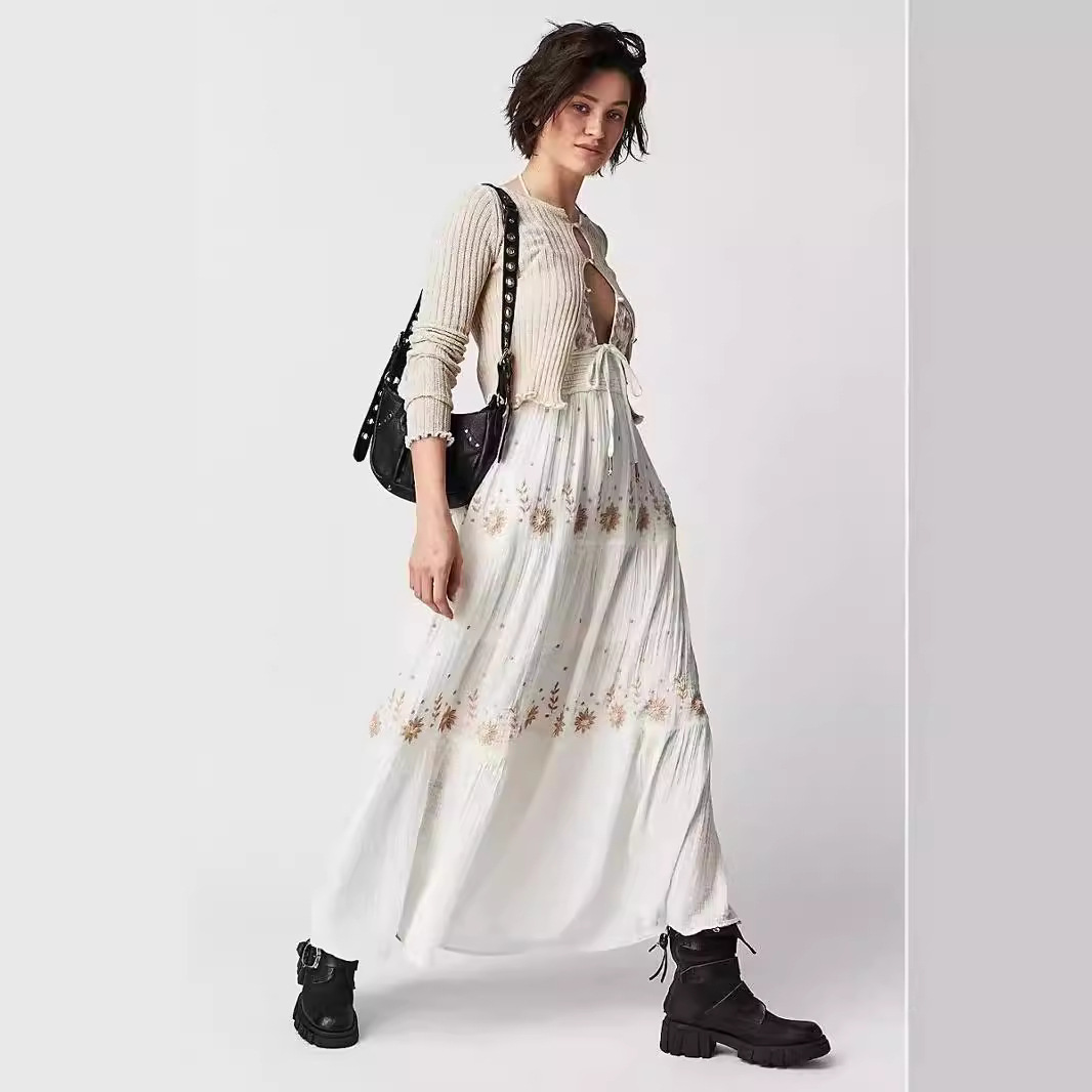 Amazon AliExpress European and American fashion new V-neck sleeveless waist embroidery dress sexy backless dress