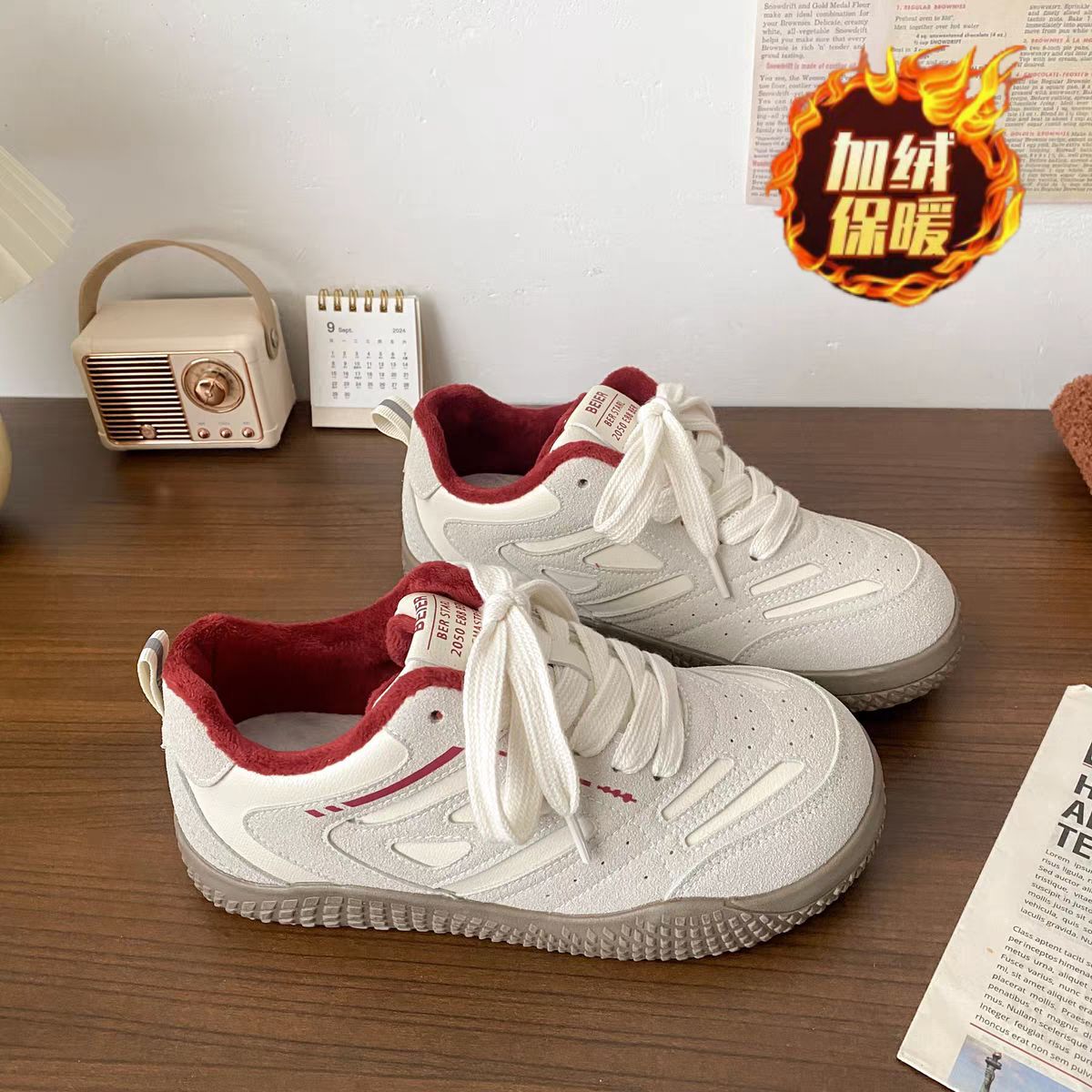 Velvet Thick-Soled White Shoes for Women Winter Warm Retro Breadboard Shoes 2025 New Niche Popular Versatile Cotton Shoes
