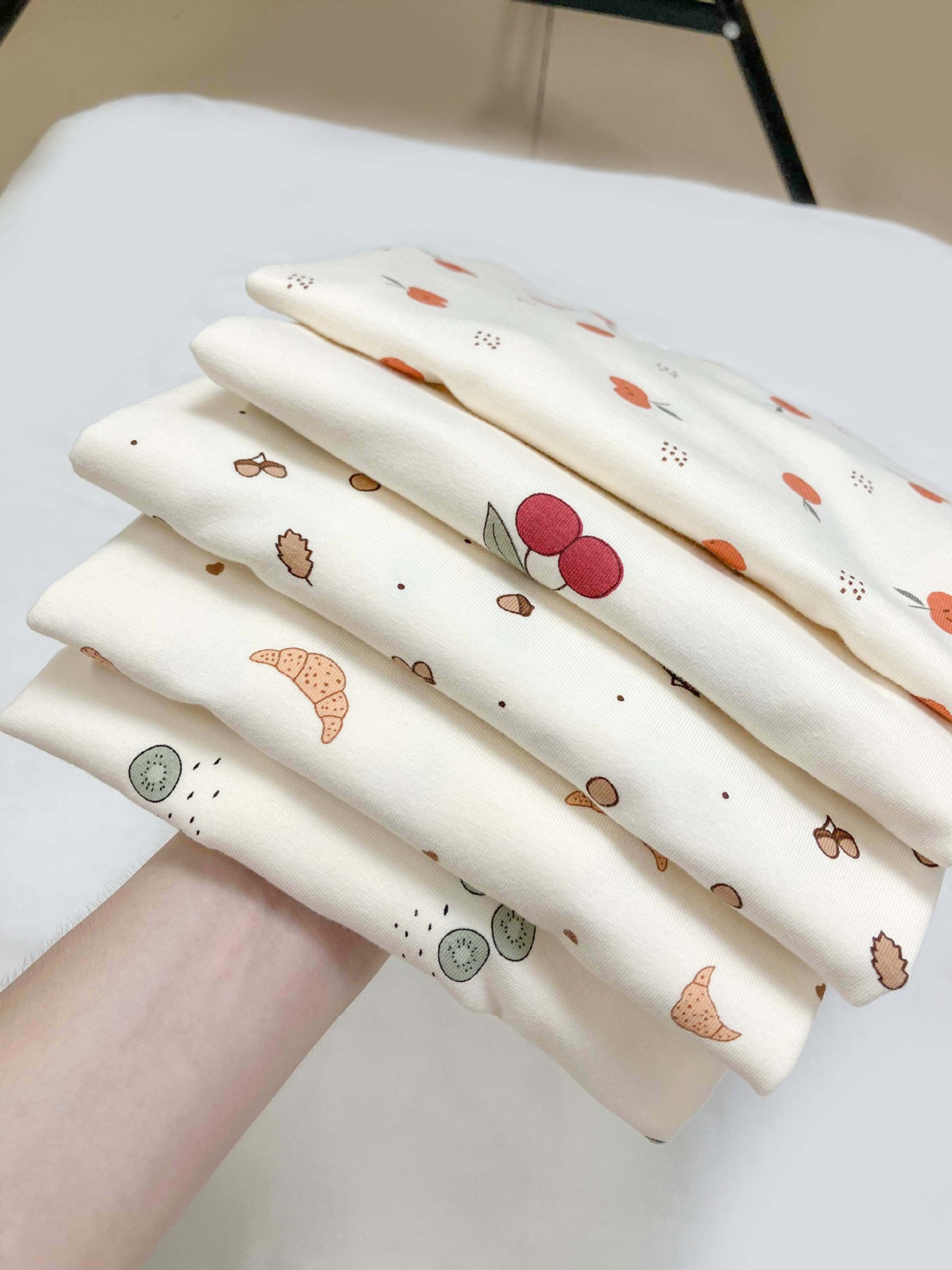 Picture of Korean Children's Summer Pajamas Autumn Clothes Home Clothes Baby Clothes Girls' Long Sleeve Baby Children's Clothing suit Pure Cotton Category A