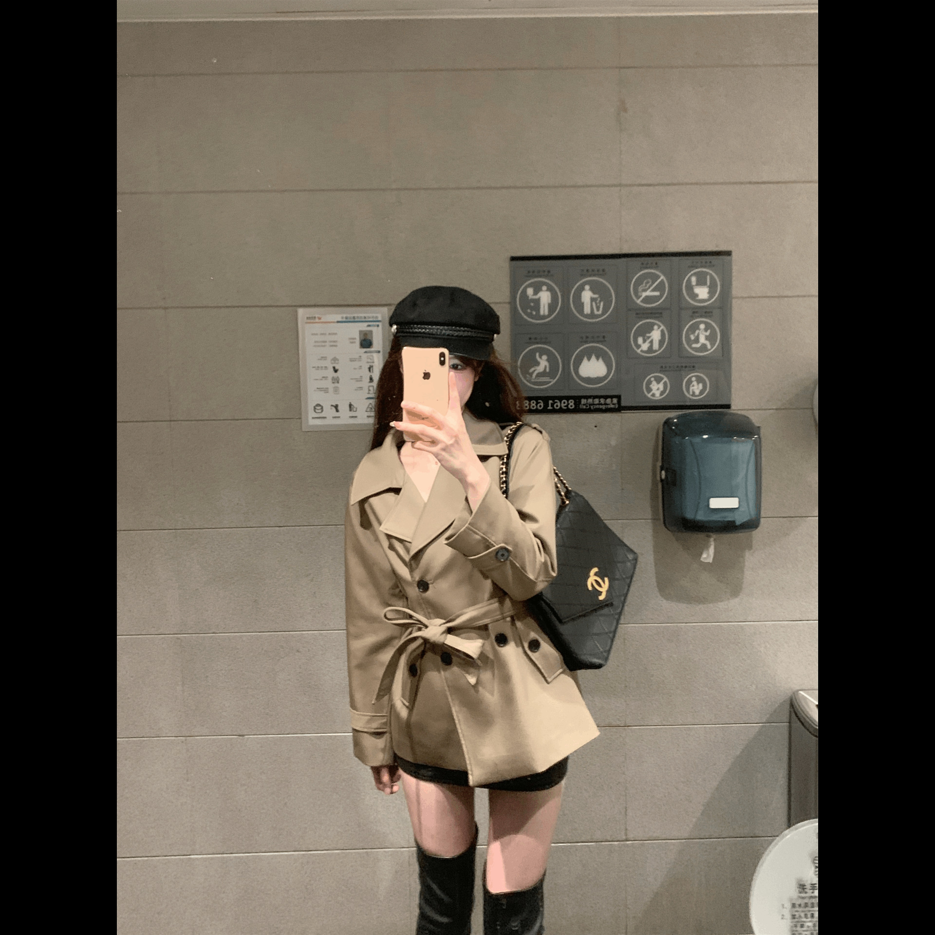 Khaki Windbreaker Short Outwear for Women Autum 2025 New High-End Suit Collar Double-Breasted Lace-Up Waist Top