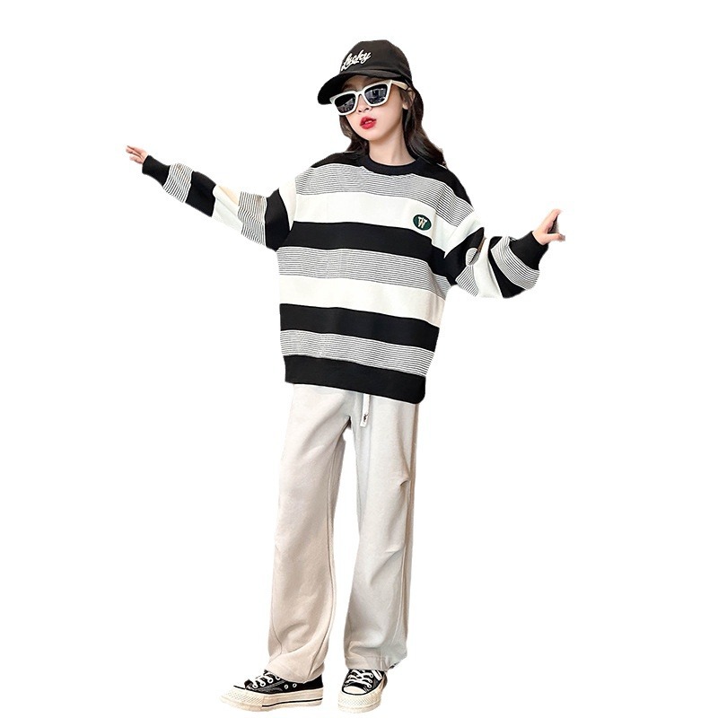 Picture of Girls' fleece-lined Sweater Autumn and Winter 2025 Explosions Western Style Girls Thickened Warm A Velvet Base Shirt