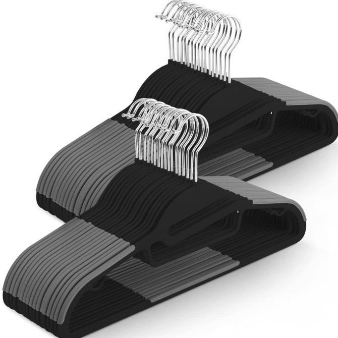 Picture of Plastic Non-Slip Hangers Amazon Multifunctional Small Neckline Design for Home Dormitory Organization and Storage with Anti-Slip Design