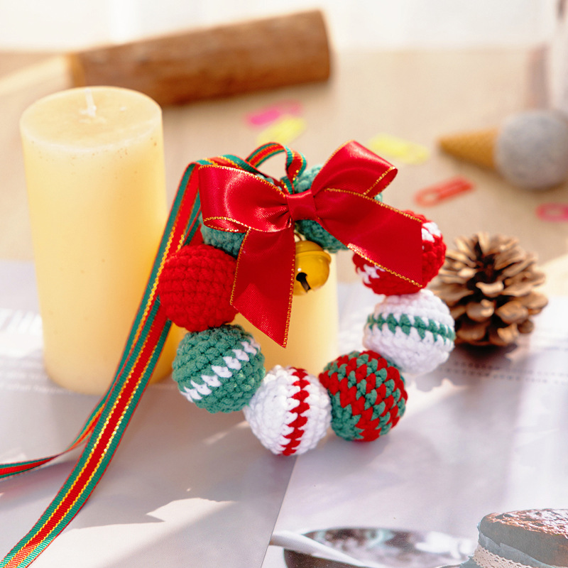 Picture of Christmas fur ball wreath key chain pendant car decoration wool crochet hand-knitted diy crochet hand-made gift