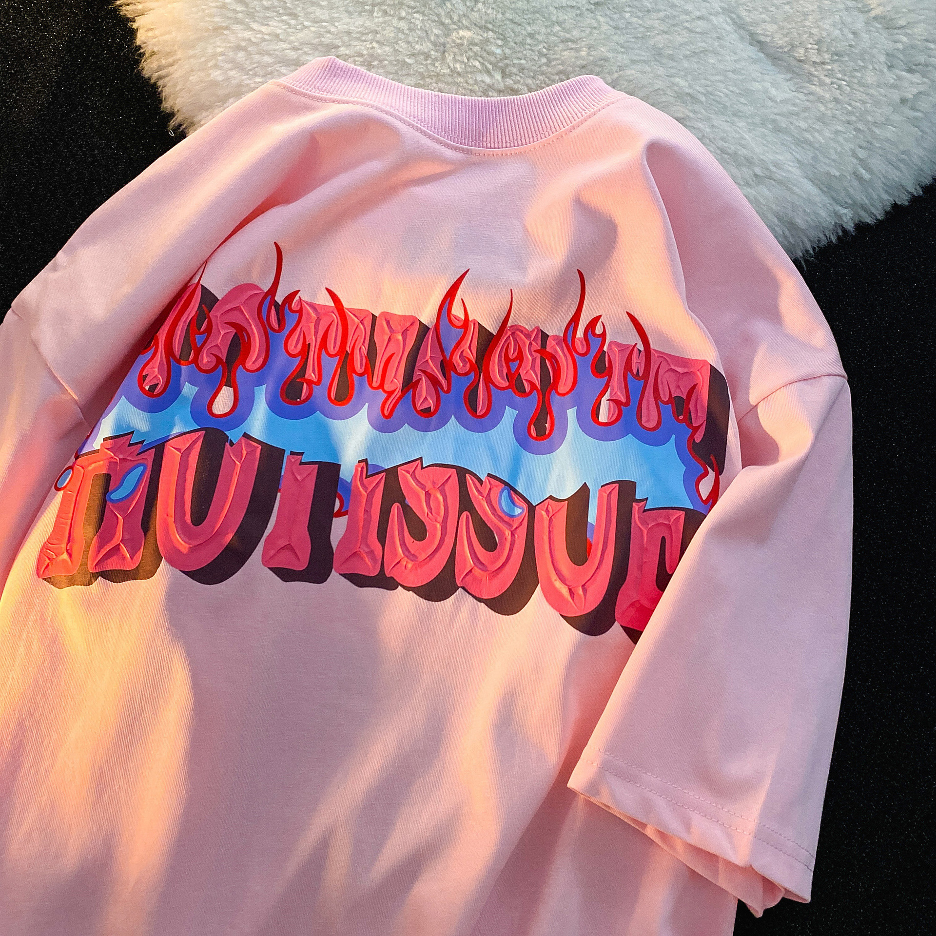 2022 Summer New Letter Printing National Fashion Graffiti Flame ins Style Short-sleeved T-shirt Loose Retro Street Fried Couples