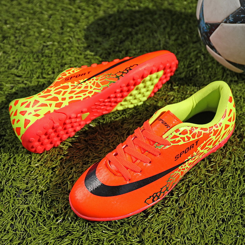 Foreign Trade Low-top Football Shoes Men's Professional Football Training Shoes Assassin Youth Nails AG Nails Crushed Nail Leather Football Shoes
