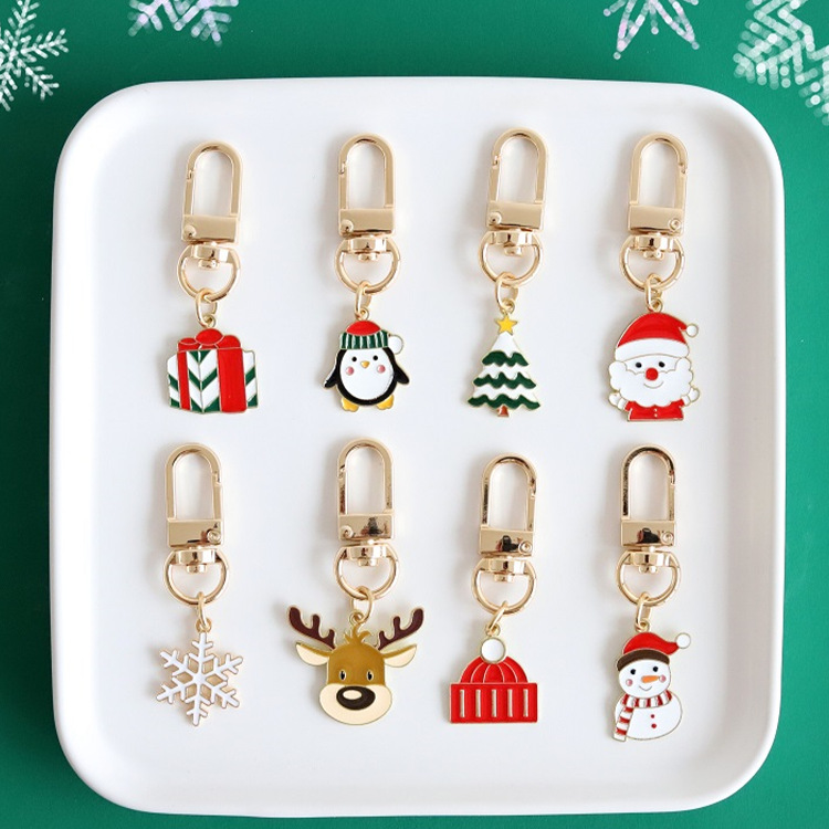 Cute Cartoon Christmas Hanging Snowflake Christmas Tree Keychain airpods Pendant New Year Gift Bag Accessories