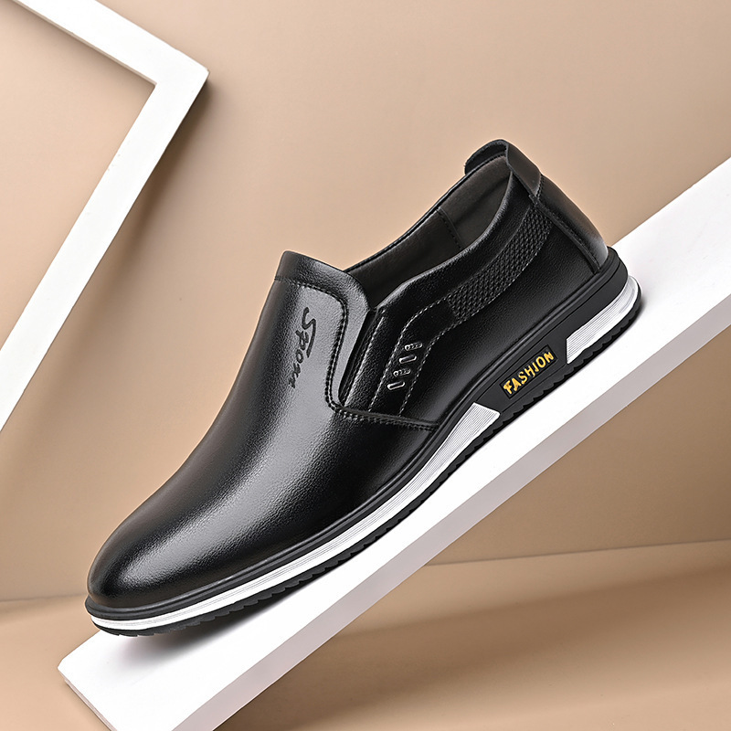 Picture of 2025 Spring and Autumn Large Size Men's British Leather Shoes Men's White Leather Shoes Slip-On Men's Shoes Leather Shoes Autumn Men's Casual