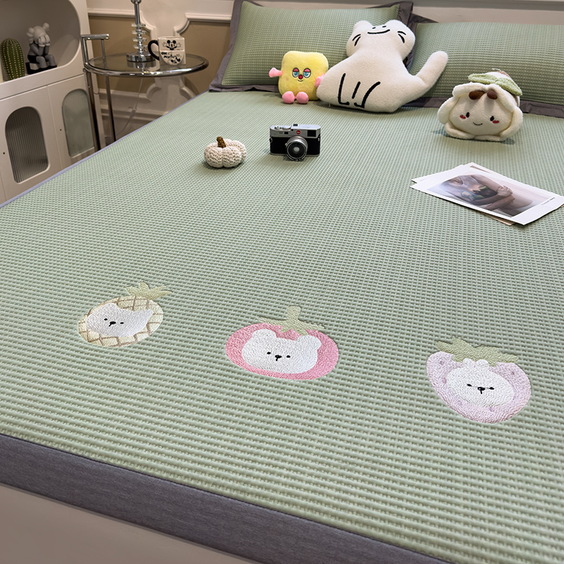 Picture of Summer 100% Polyester Ice Bean Mat Three-Piece Set Ice Silk Mat Fitted Sheet Air-Conditioned Soft Mat Type a Maternal and Infant Grade