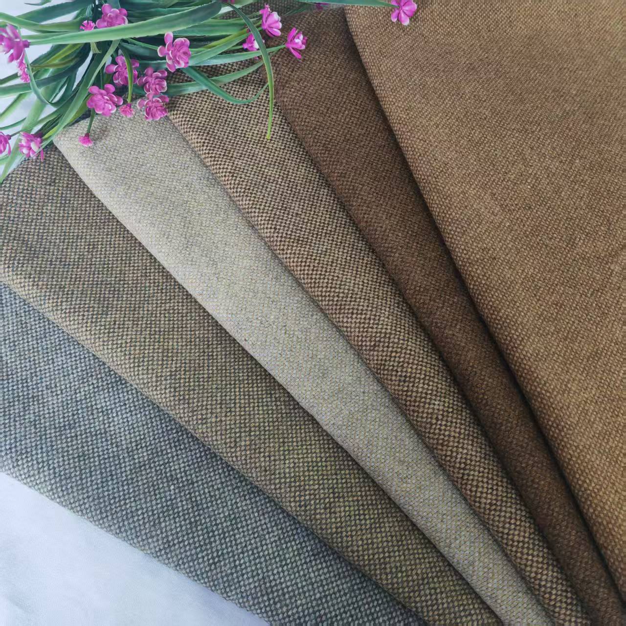 Picture of Shaoxing Manufacturer's Ready-Made Autumn and Winter Wool Steel Tweed Coats, Fashion Suits, Shoes and Hats, Woolen Steel Tweed Fabrics