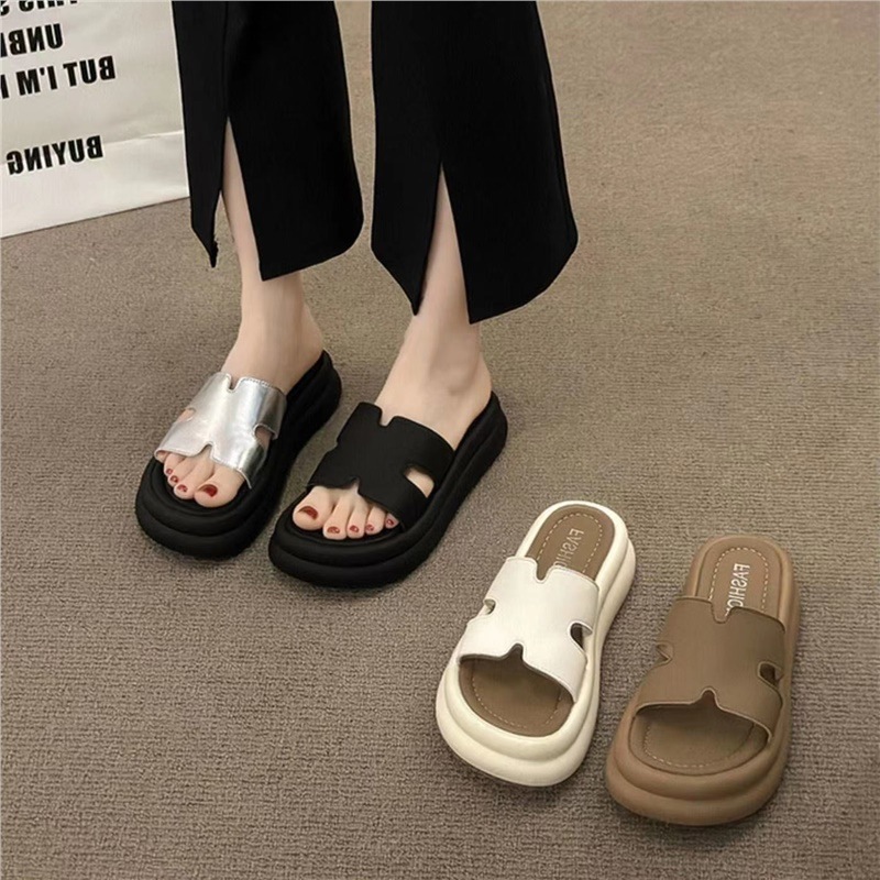 Slippers Women's 2024 Summer New Round-toe Thick-soled Beach Sandals Fashionable One-word Mop Outwear Sandals Women