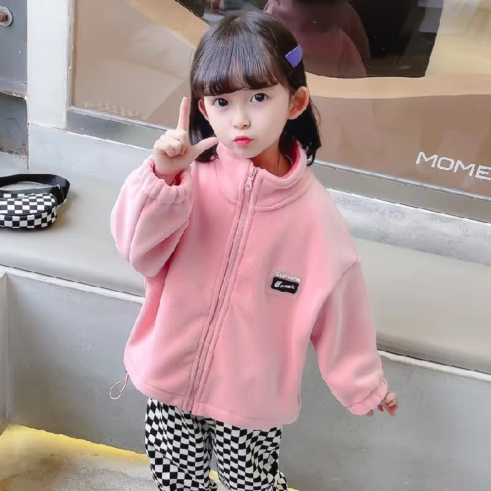Picture of Girls' Korean-style cardigan top 2024 autumn and winter new children's western style letter stand collar all-match velvet coat fashion