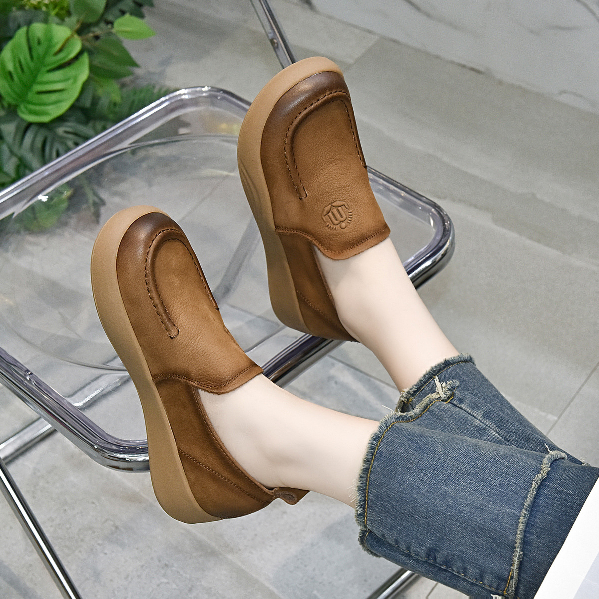 Round-toed Loafers Women's Shoes 2024 Comfortable Slip-on Flat Shoes Frosted Cowhide Lazy Shoes for Entity