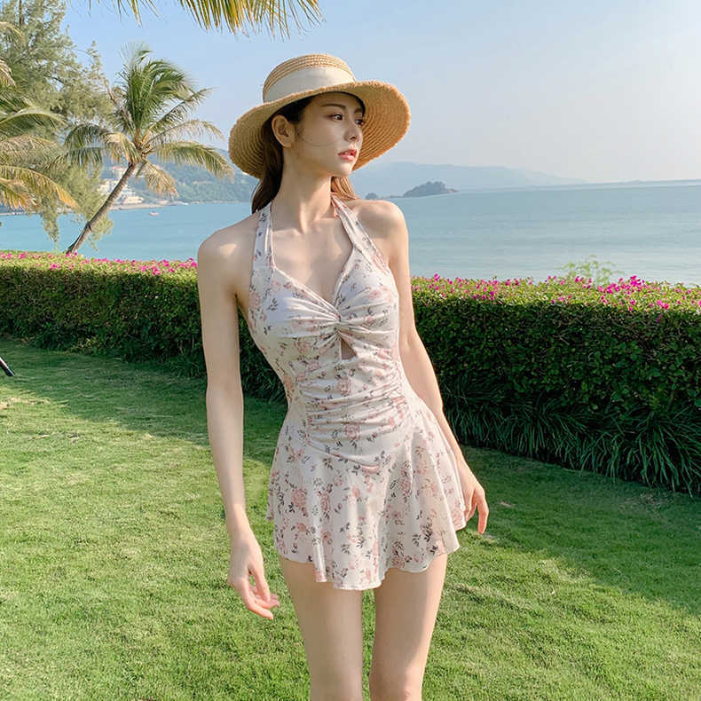 Picture of Cross-Border Swimsuit Women's One-Piece Skirt Korean Floral Halterneck Slimming Look Girl's Small Breast Push-Up Conservative Swimsuit Hot Style