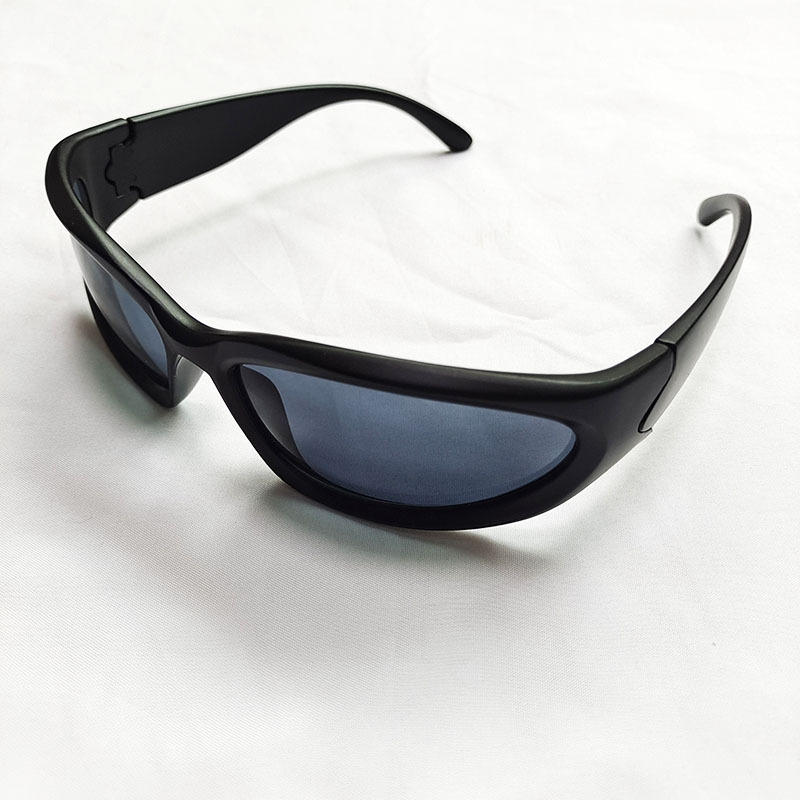 Picture of Punk Futuristic Sunglasses Women's European and American Hot Girls Super Cool Street Photograph Sun Protection Glasses Men's Sports Style Riding Sunglasses