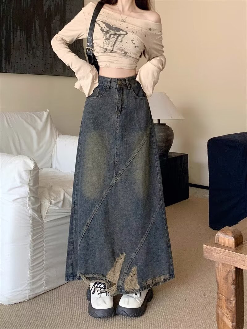 High waist retro ripped Denim skirt women's spring and summer design 2024 slimming mid-length new distressed hip skirt