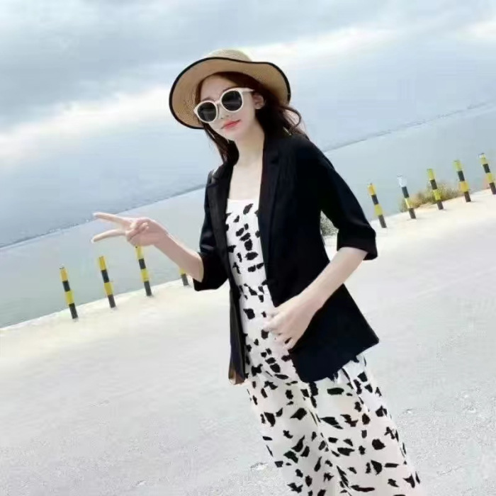 Picture of Linen Small Suit Women's Jacket Thin 2024 Summer Suit Korean Style Sun Protection Clothing Casual British Style Women's White Black