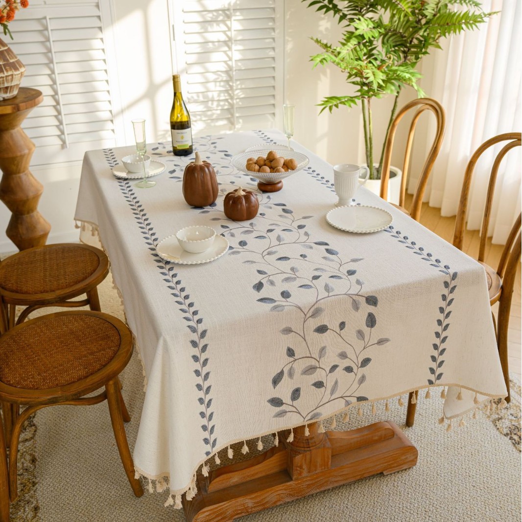 Picture of Rectangular Dining Table Fabric European-style Simple Embroidered Tablecloth Cotton and Linen Artistic Courtyard Outdoor Dining Table Mat Dust-proof and Dirty-resistant