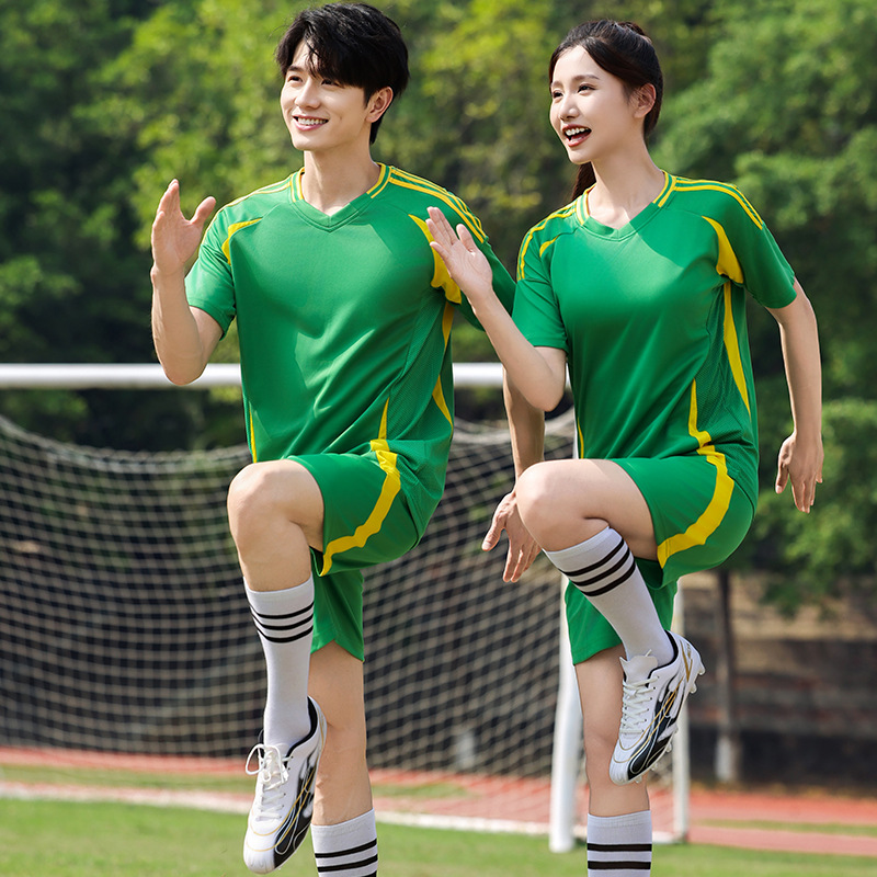 Factory Wholesale Football Uniform Suit School Team Game Football Uniform Printing Adult and Children Football Game Uniform