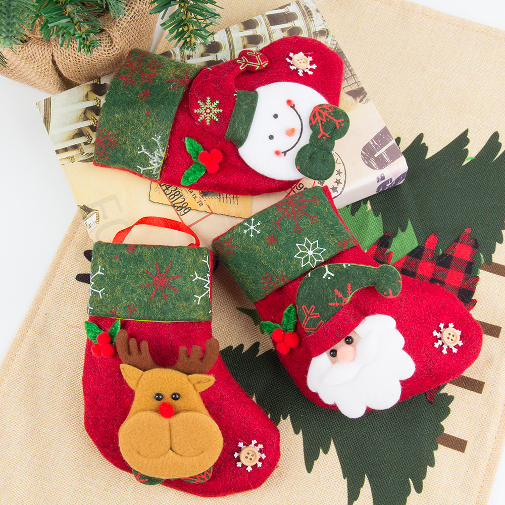 Picture of Christmas decorative small socks set retro country small Christmas socks combination pendant candy bag Christmas tree pendant