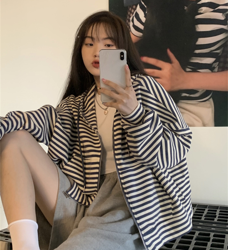 Picture of Striped Hooded short sweater coat for women 2023 new winter Korean style loose zipper long sleeve top spring and autumn fashion