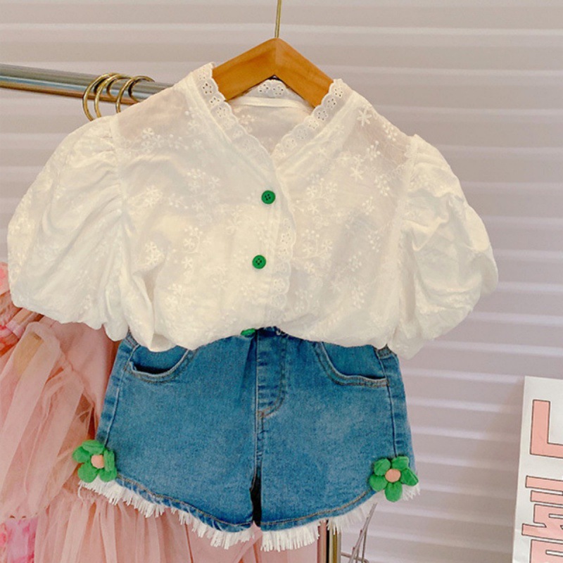 77136 Summer New Children's Wear Girls' Lace Puff Sleeve Top with Flower Denim Shorts Set Children's Two-piece Set