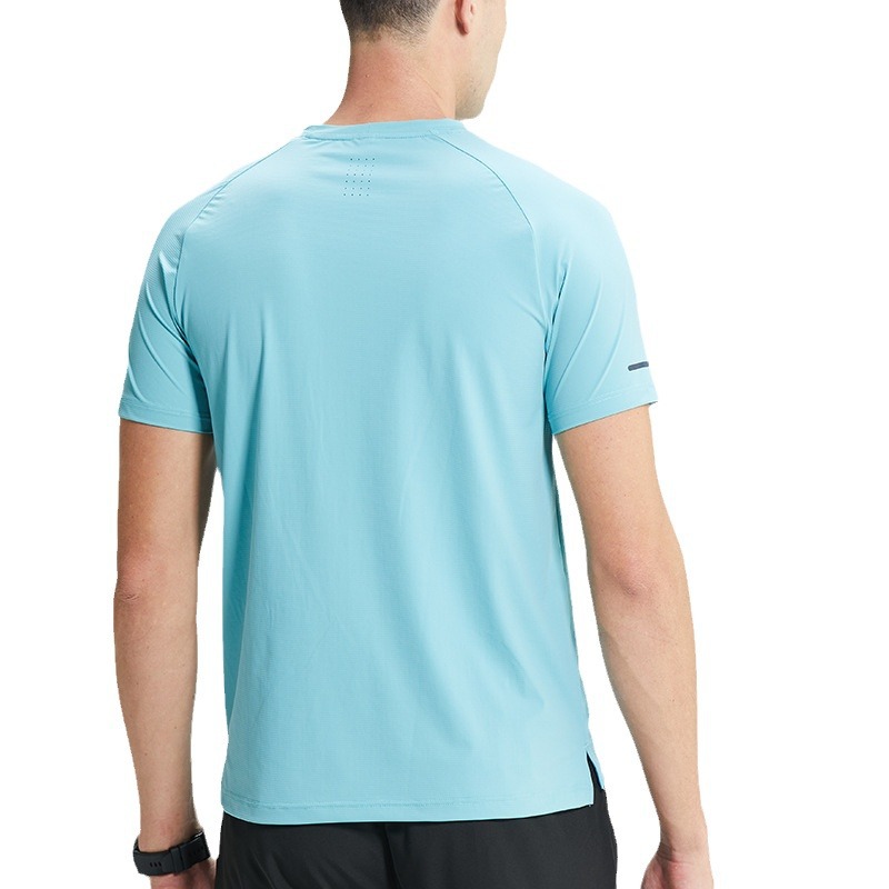 Picture of Summer Round Neck Solid Color Quick-drying Ice Silk Breathable T-shirt Men's Outdoor Casual Sunscreen Running Short-sleeved Top