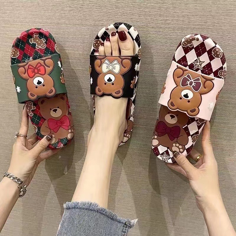 Summer slippers women's outdoor cartoon cute girl student nurse outdoor home indoor bathroom slippers wholesale