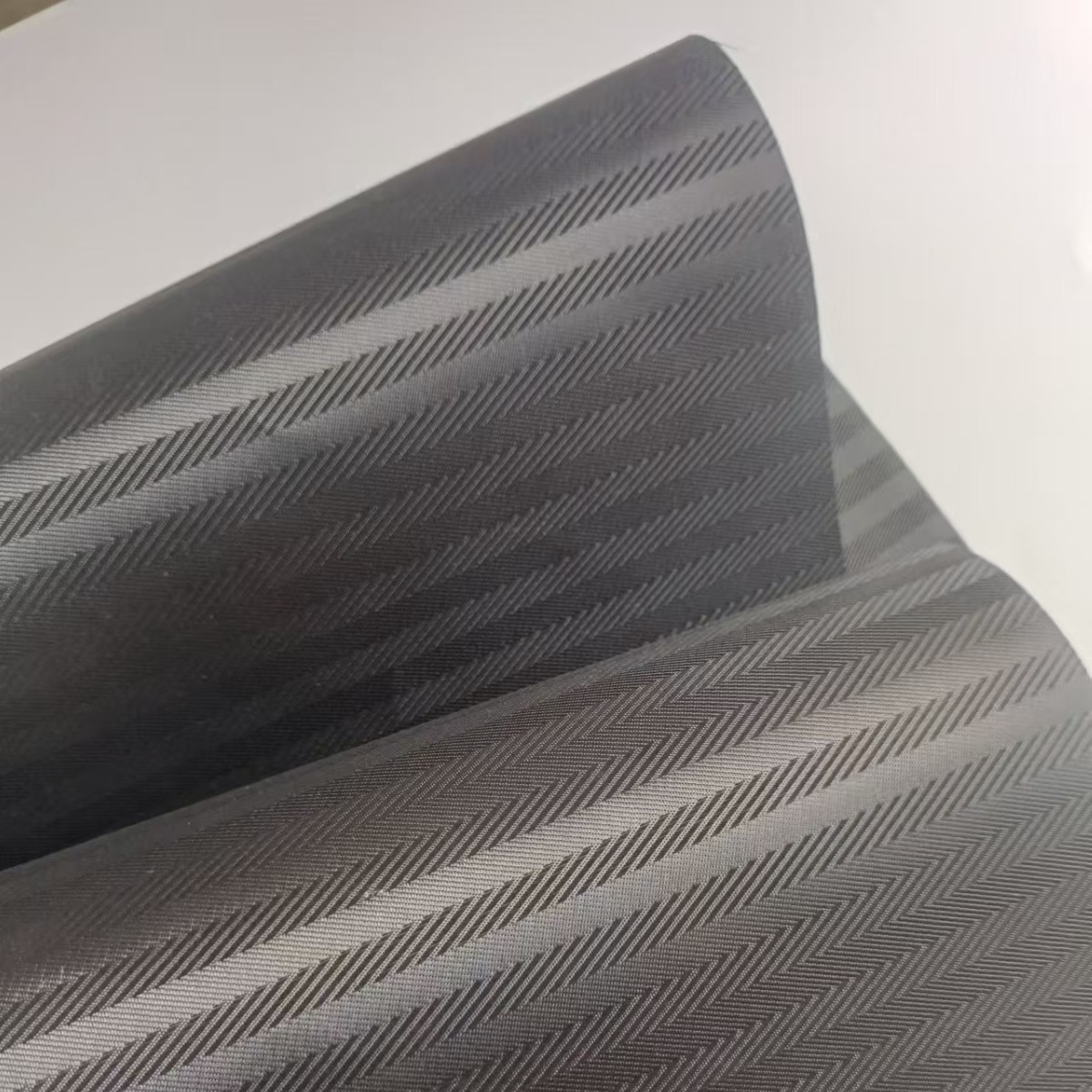 In-Stock Wholesale Jacquard Herringbone Fabric for Home Textiles, Bag Lining, Handbag Fabric, Striped Wrinkle-Resistant Jacquard Pattern