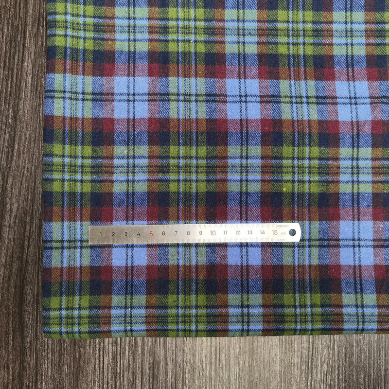 Picture of Spot twill sanding cotton plaid children's shirt plaid fabric 21 yarn-dyed flannel decorative fabric