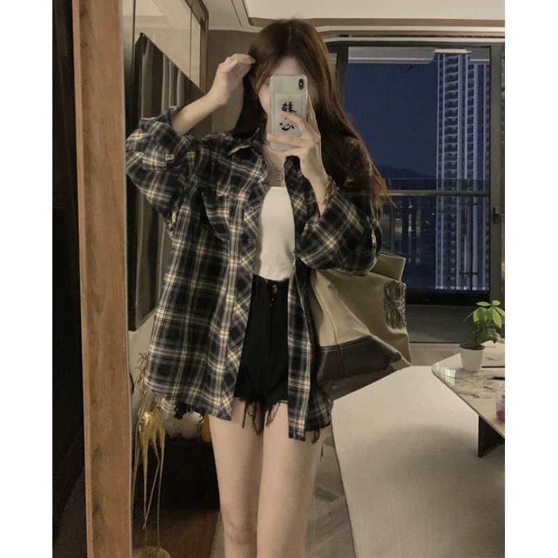 Picture of Retro Hong Kong style plaid shirt stacked coat for women 2023 autumn and winter long sleeve casual draping shirt design top