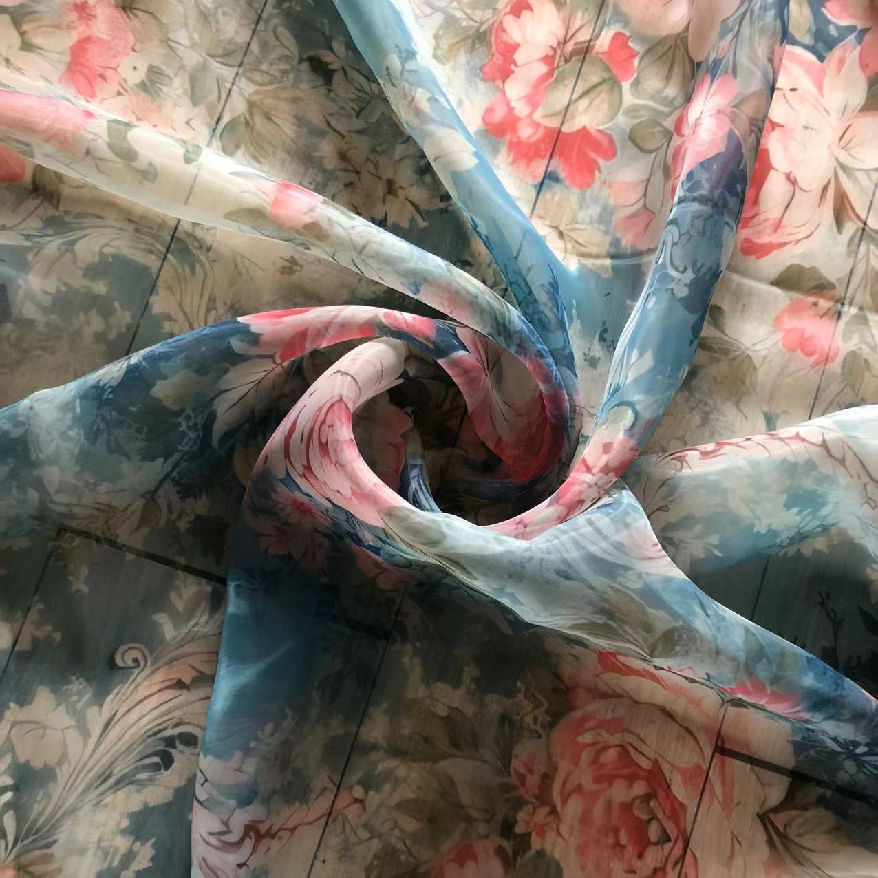 Xiaojun Textile Organza Printed Rose Flower Oil Painting Rose Pink Printed Wedding Dress Fabric Dress Fabric