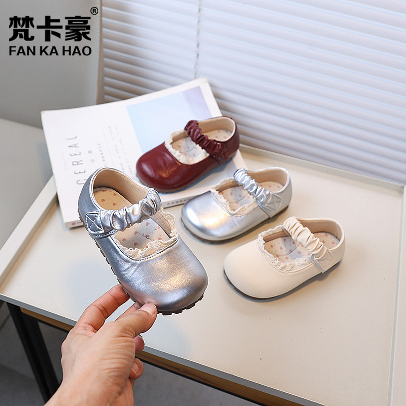 Manufacturer girls' white French small fragrance pump shoes 2025 autumn new children's soft-soled leather shoes