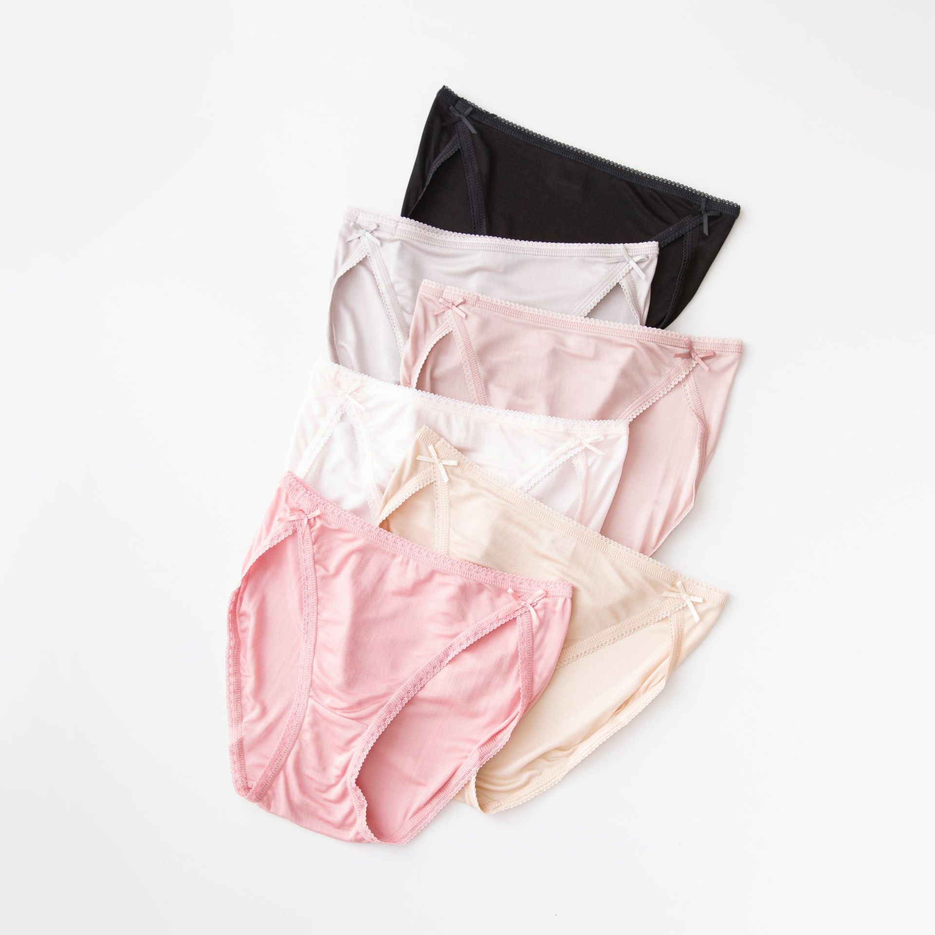 Tang Ge Exports High-End Mulberry Silk Women's Intimates/Women's Silk Sexy Intimates/Women's Silk Low-Waist Briefs