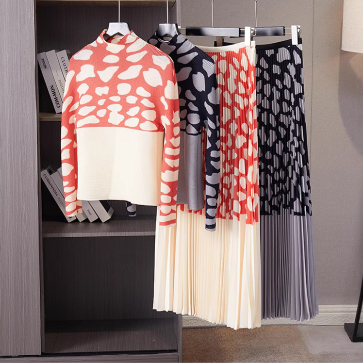 Pleated Women's Dress suit New plus size Slim Two-piece High-end Fashion Irregular Polo Dot Printed suit