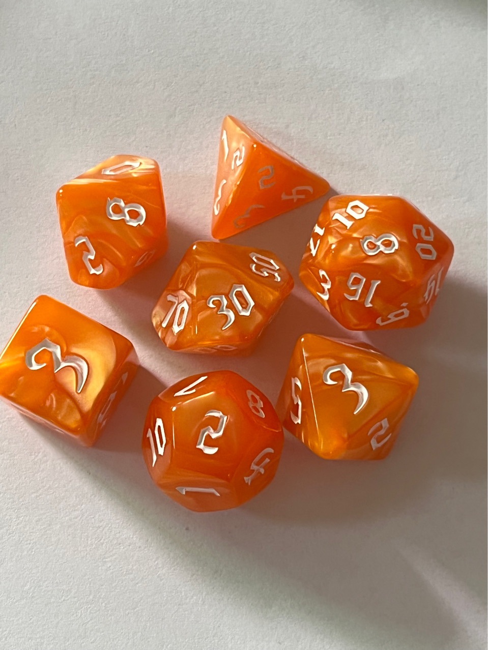 Picture of 7 sets of new font Pearl pattern Macron color series multi-sided dice digital dice DND PRTG running group tour