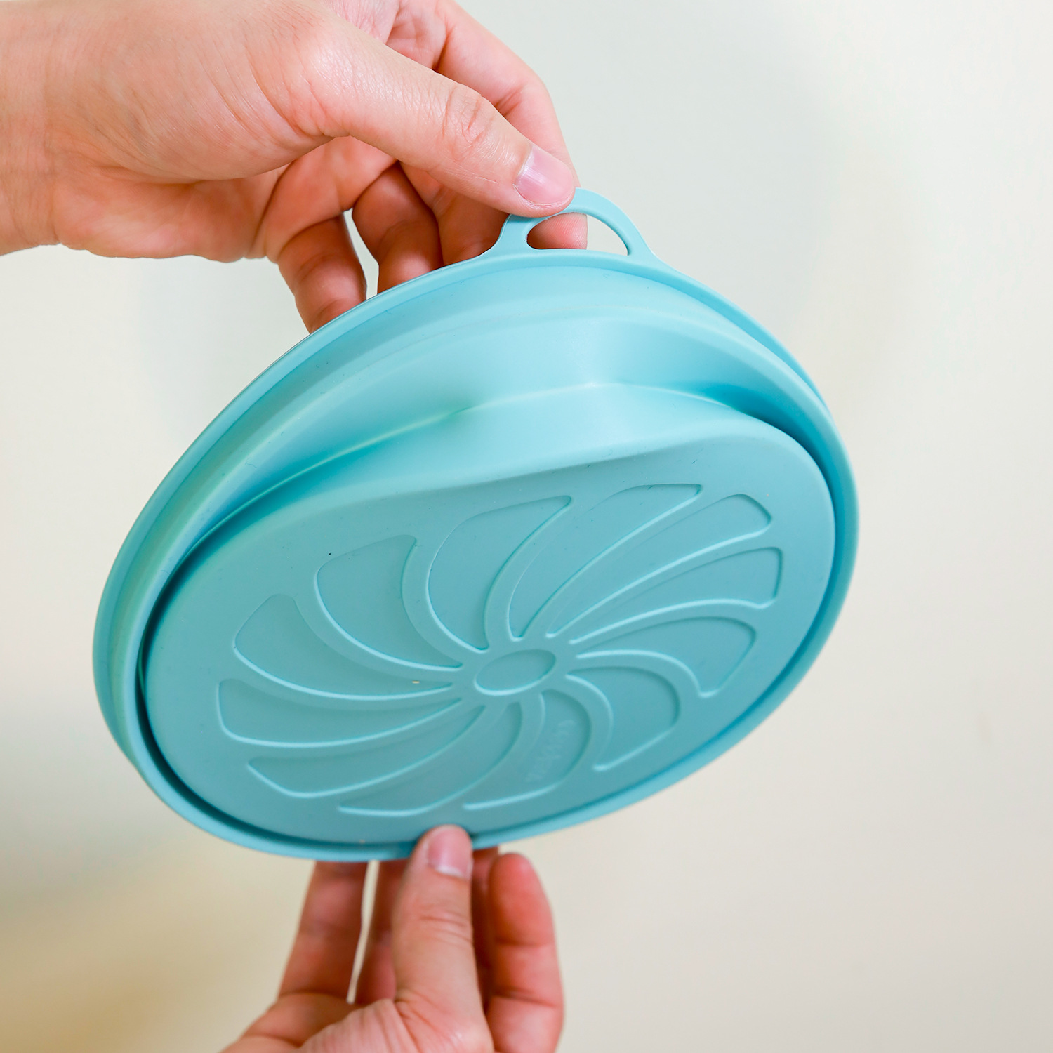 Picture of High temperature resistant folding silicone air fryer basket baking tray inner basket silicone pot air fryer
