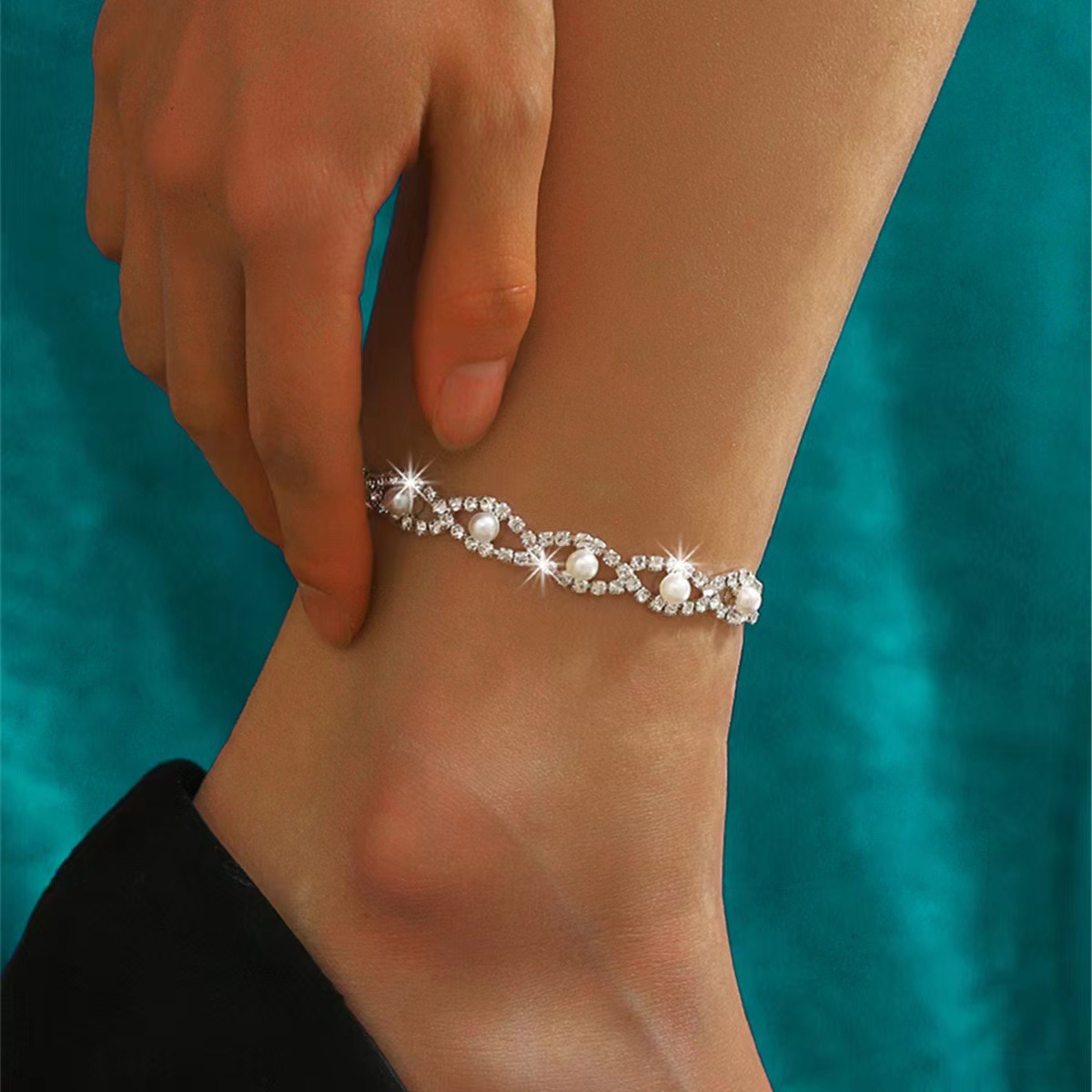 Europe and the United States cross-border exquisite luxury rhinestone full diamond pearl anklet simple fashion diamond foot decoration manufacturers wholesale
