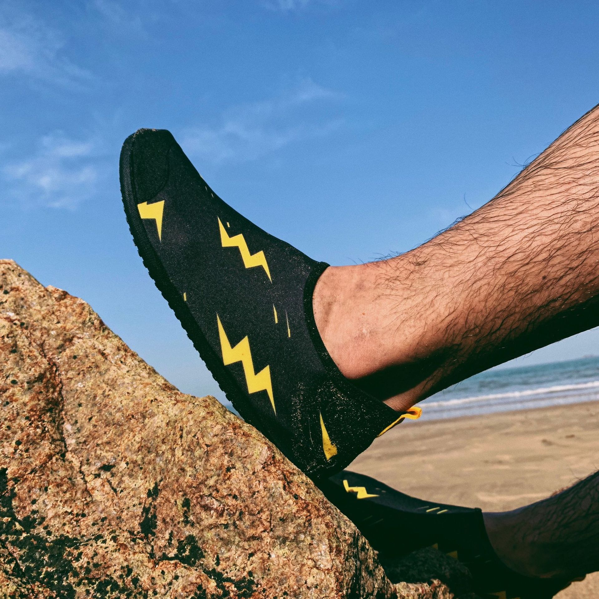Picture of Cross-border special new beach shoes men's thick soft bottom non-slip swimming shoes snorkeling women's quick-drying diving shoes upstream shoes