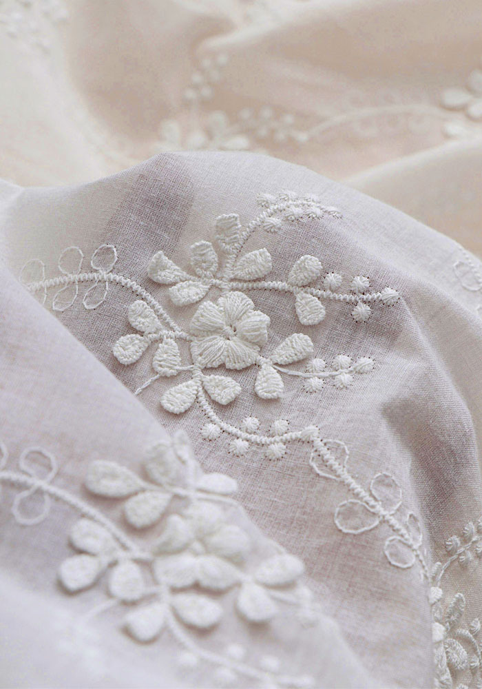Picture of Pure Cotton Fabric White Three-dimensional Cotton Embroidered Cotton dress Shirt Clothing Fabric Tablecloth Handmade Decorative Cloth