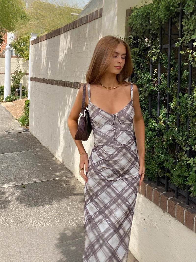 French Retro Fashion Plaid Sling dress Summer New Spice Girl Slim-Fit Slimming Hip Midi Dress