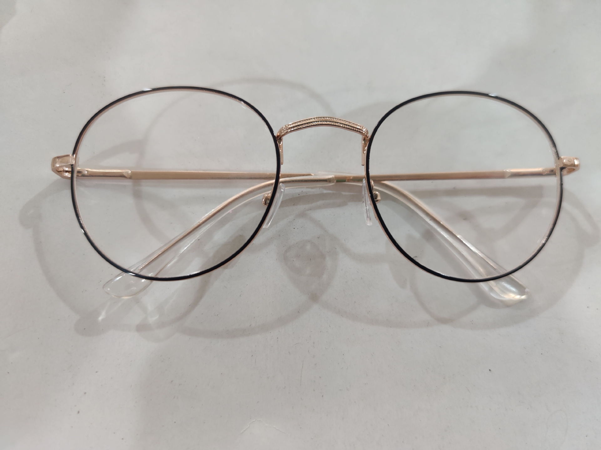 Picture of New Anti-Blue Light Glasses for Women Korean Style Metal Round Flat Frame Literary Retro Oval Frame Glasses for Men