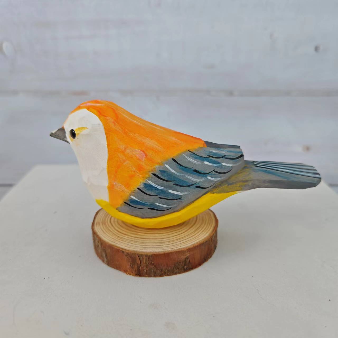 Picture of Bird Wood Carved Ornaments Cute Children's Toys Birthday Gift Hand Carved Colored Healing Desktop Ornaments Animals