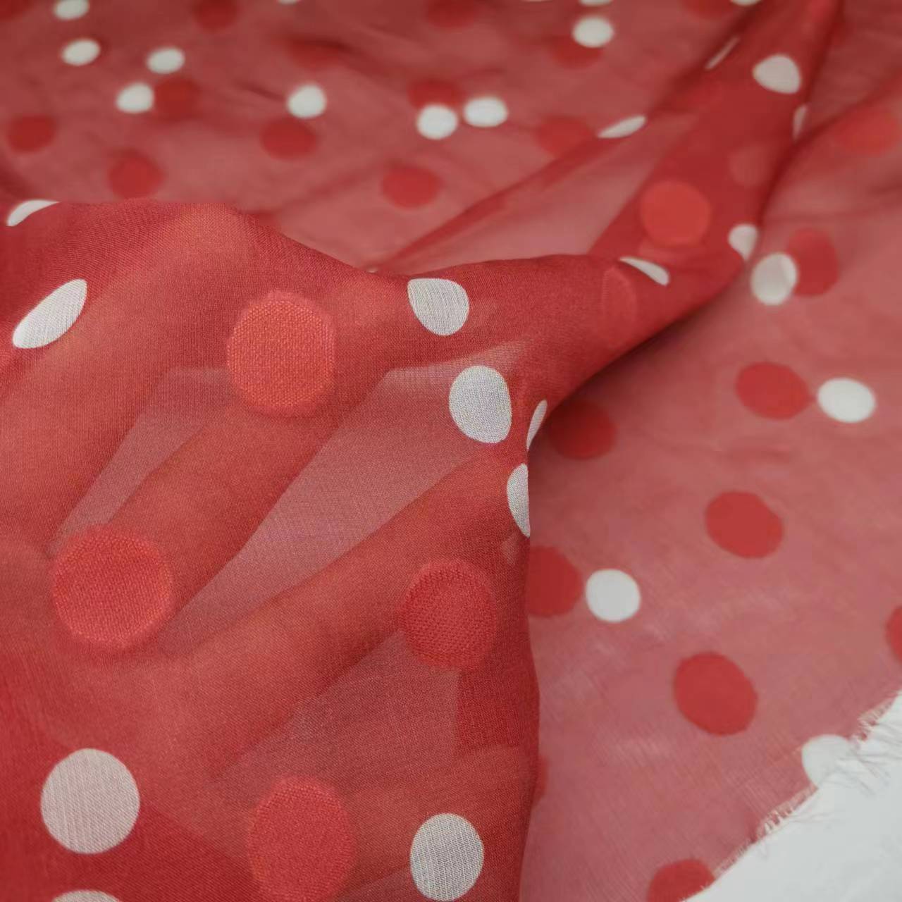 Picture of Cut Flower Dot Silk Georgette Polka Dot Fabric 8mm Fashion Mulberry Silk Fabric