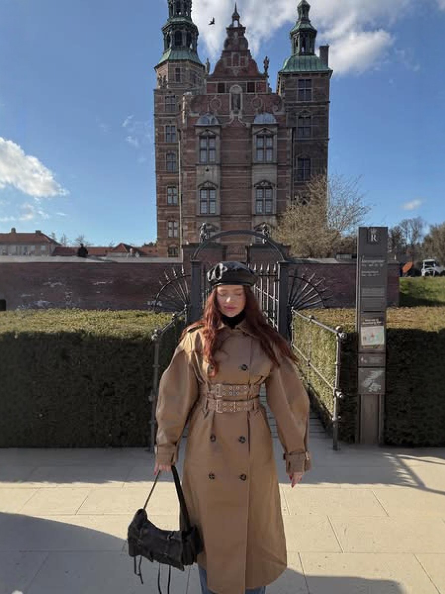 Cross-border European and American fashion versatile style 2025 new mid-length trench coat women's hooded double belt short jacket to look slimmer