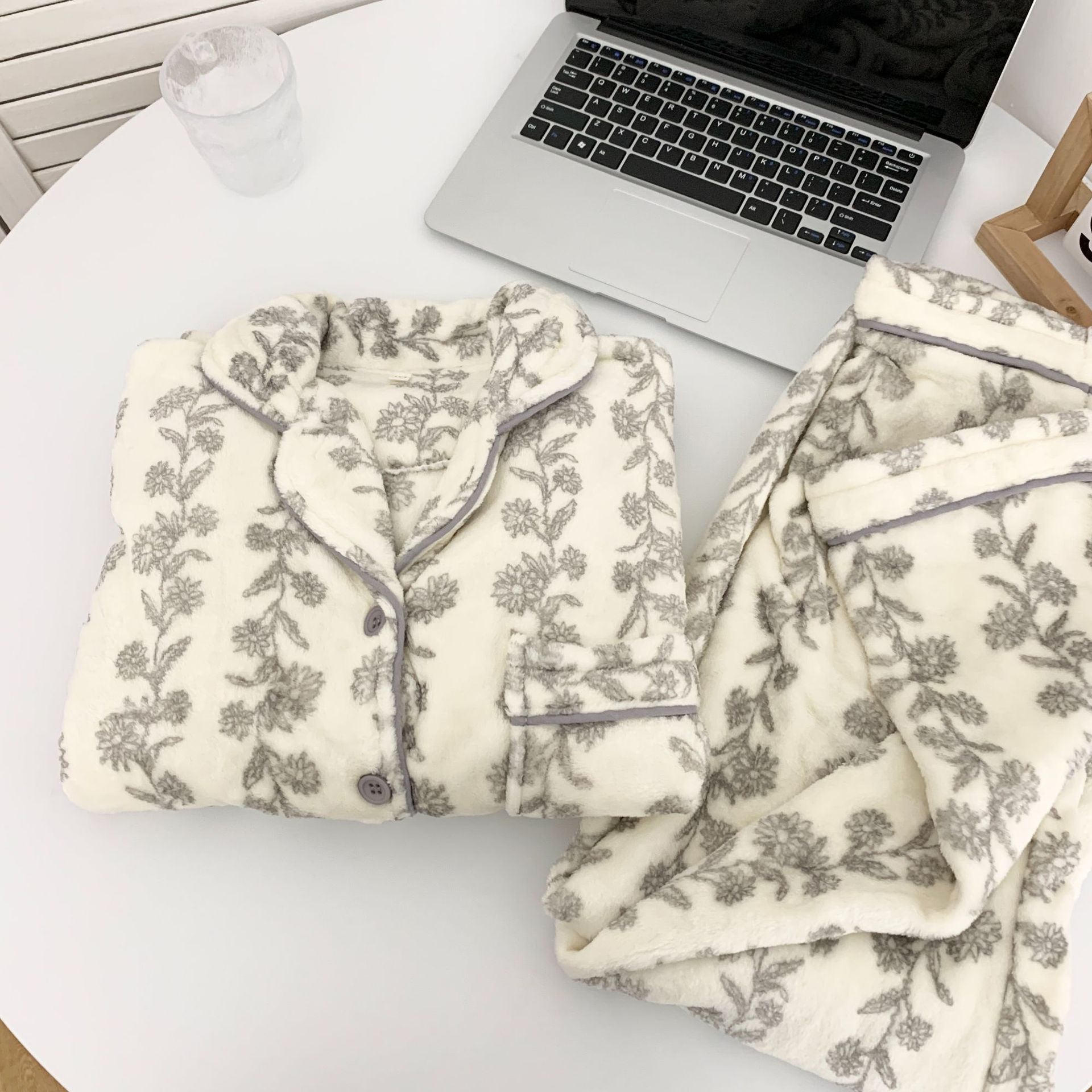 Ins Japanese Bear Pajamas Women's Autumn and Winter 2023 New Coral Fleece Thickened Flannel Home Clothes suit