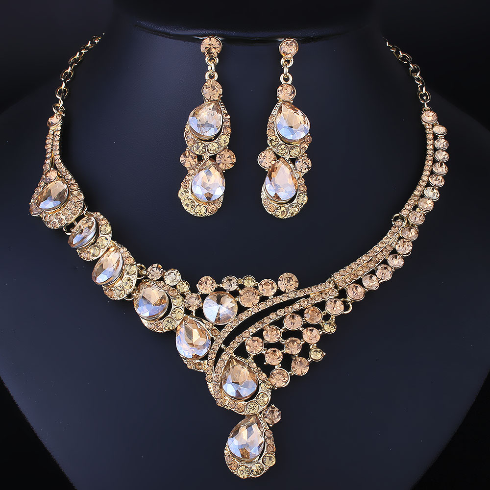 European and American bridal jewelry wedding host full diamond water drop crystal glass necklace earrings jewelry two-piece set