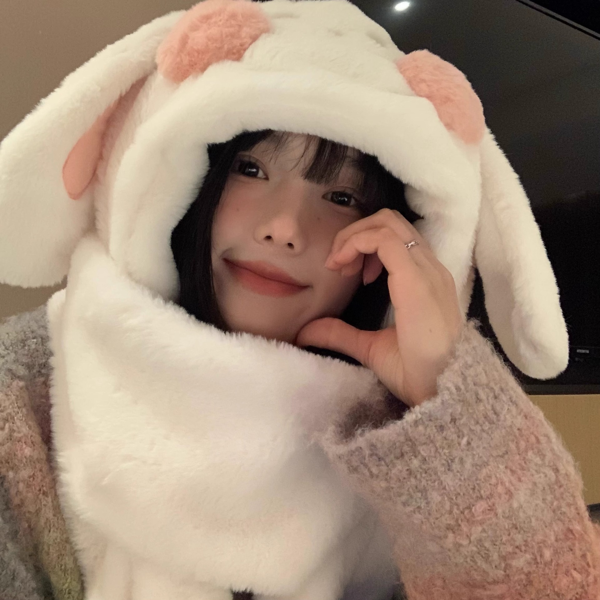 Picture of Winter plush hat scarf gloves one female rabbit autumn and winter three-piece cute thick scarf warm windproof